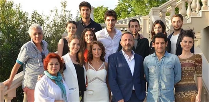 Yaz'ın Öyküsü'nde sürpriz ayrılık!