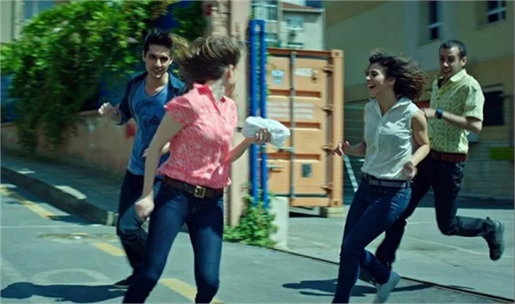Yaz'ın Öyküsü'nde sürpriz ayrılık!