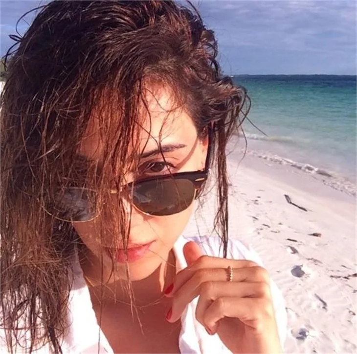 Cansu Dere'nin dizisi 'Beyaz Gece' Ocak ayına kaldı...
