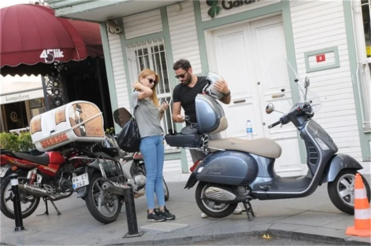 Taze aşıklar ev arıyor!
