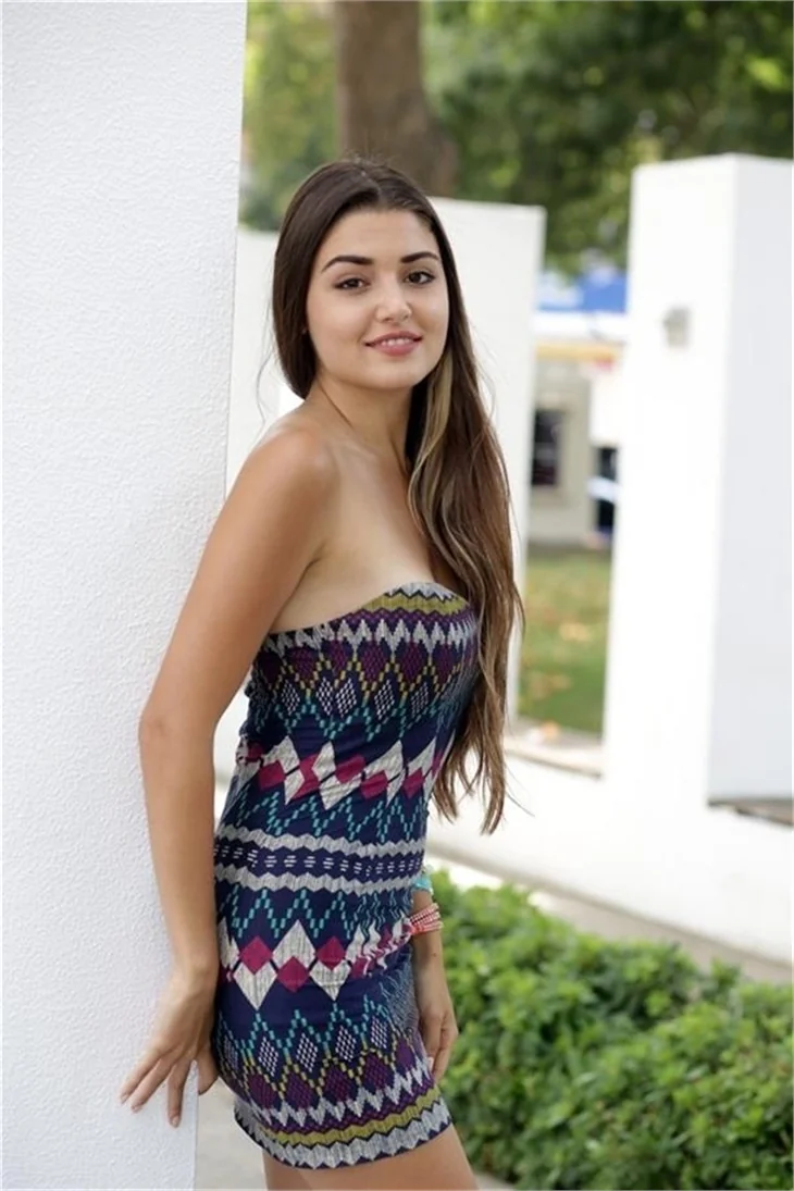 İşte Hande Erçel'in oyuncu sevgilisi