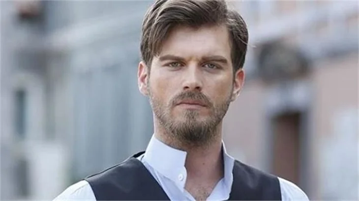 Kıvanç Tatlıtuğ bu sezon ekranlarda olmayacak!