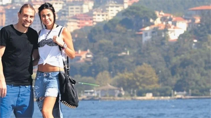 Asena istedi, Caner aldı!