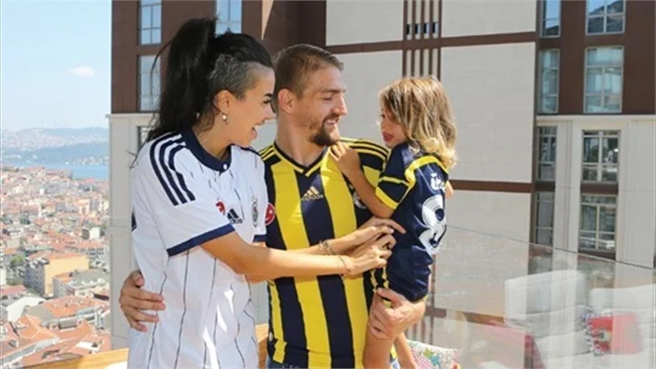 Asena istedi, Caner aldı!