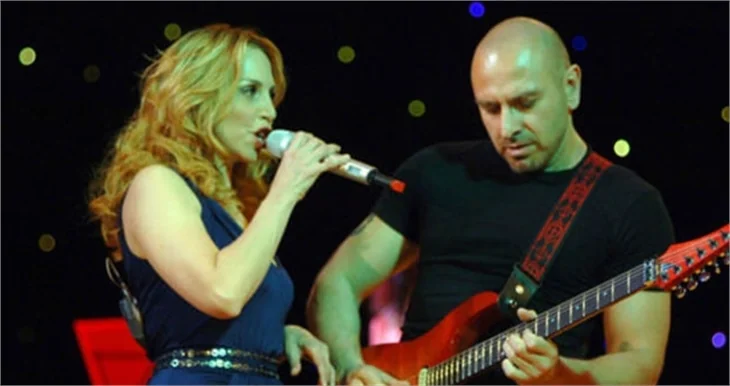 Demir Demirkan'dan Sertab Erener'e şarkılı gönderme