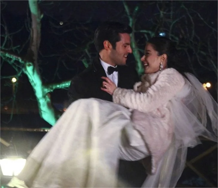 Özge Gürel'den aşk iddialarına yalanlama