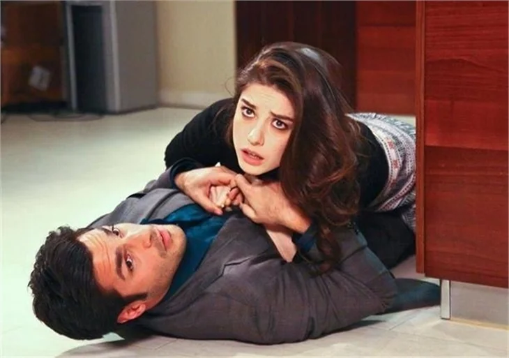 Özge Gürel'den aşk iddialarına yalanlama