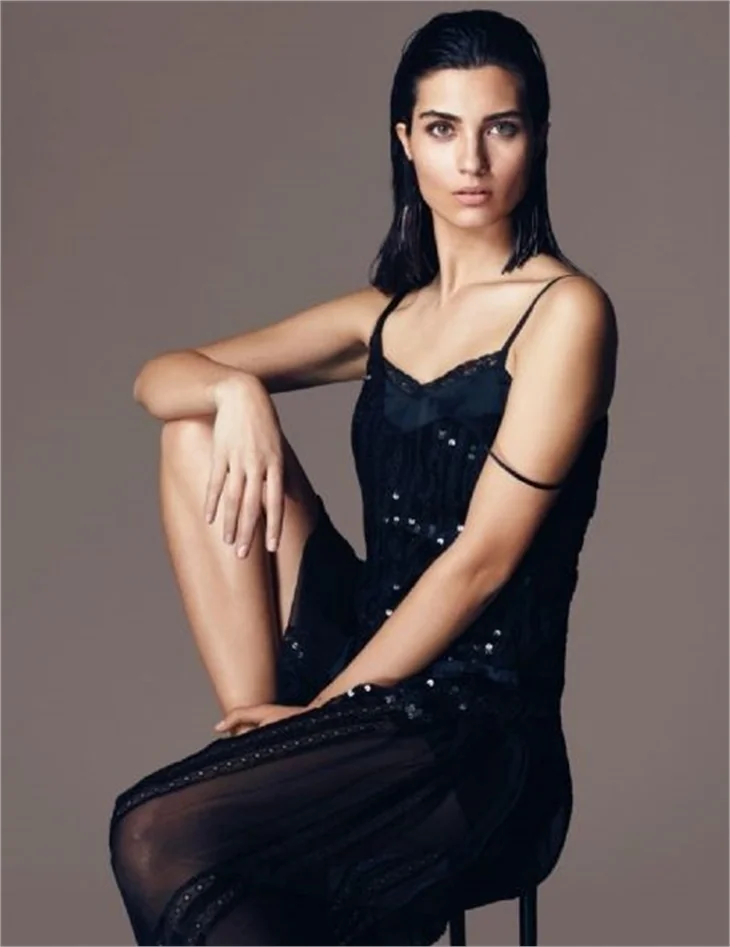 Tuba Büyüküstün, Hollywood yıldızıyla oynayacak!
