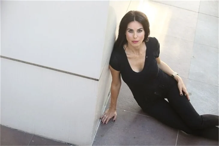 Defne Samyeli: Silahlara uzak değilim!