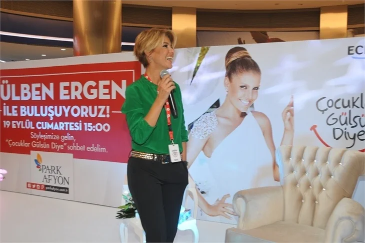 Gülben Ergen: Mustafa ölüyü diriltir, baygını ayıltır...