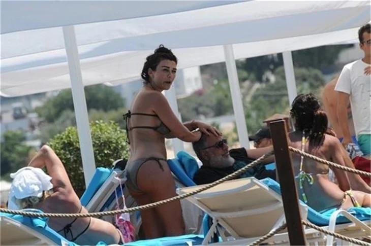 Hamdi Alkan ameliyattan sonra 18 kilo verdi