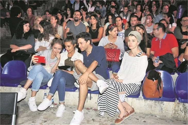 Şebnem Ferah Harbiye'yi inletti