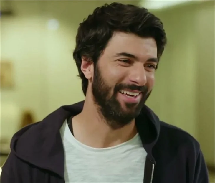 Seren Serengil takipte Engin Akyürek firarda