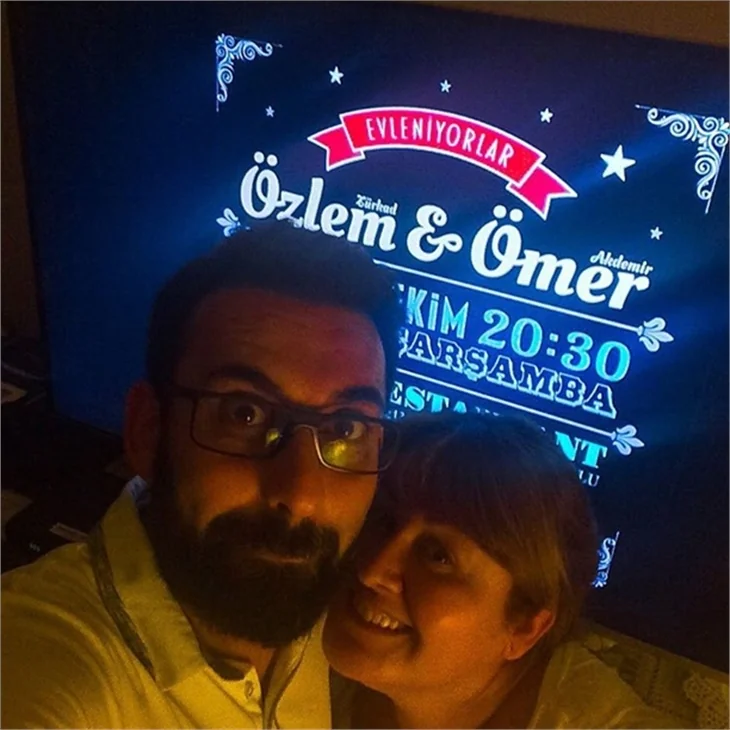 'Seksenler' dizisinin Rukiye’si Özlem Türkad evleniyor