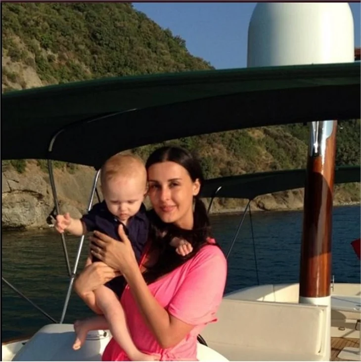 Ebru Destan ikinci bebek için gün sayıyor