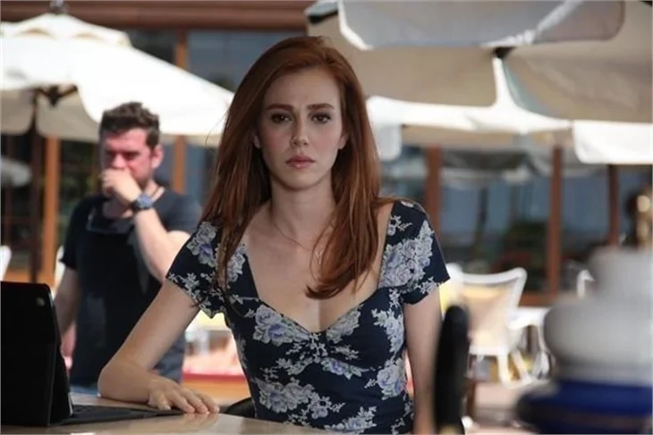 Elçin Sangu yine sosyal medyayı salladı