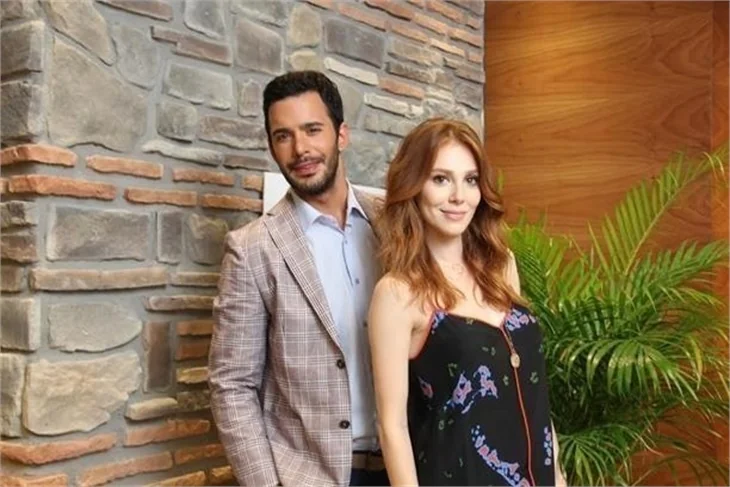 Elçin Sangu yine sosyal medyayı salladı