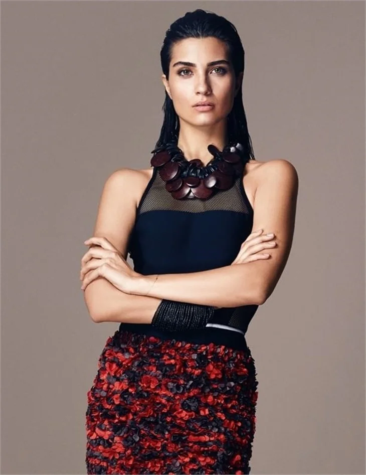 Tuba Büyüküstün italyancasıyla büyüledi