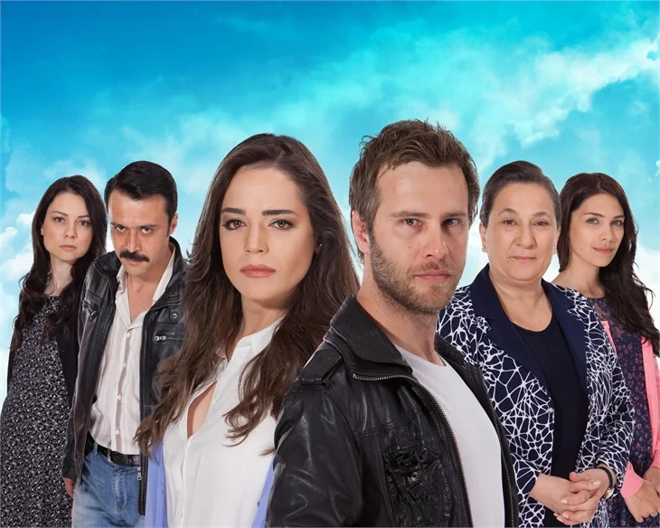 Kırgın Çiçekler dizisinde ayrılık!