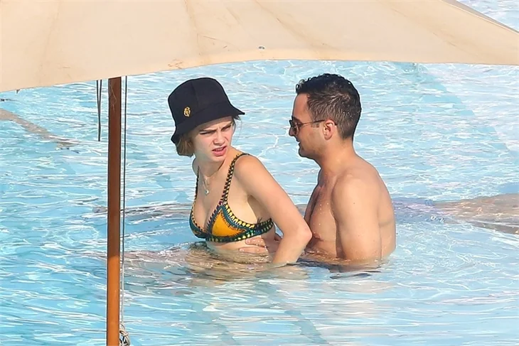 Cara Delevingne fena yakalandı