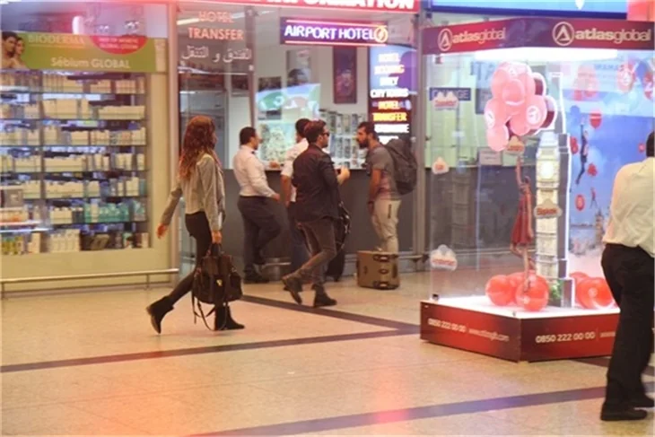 Yalın ve sevgilisi böyle yakalandı!