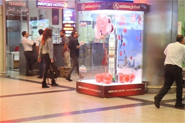 Yalın ve sevgilisi böyle yakalandı!