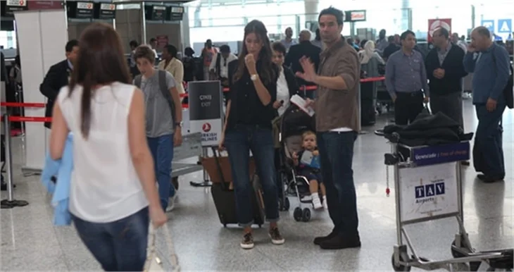 Zeynep Tokuş ile eşi uçakta kavga etti