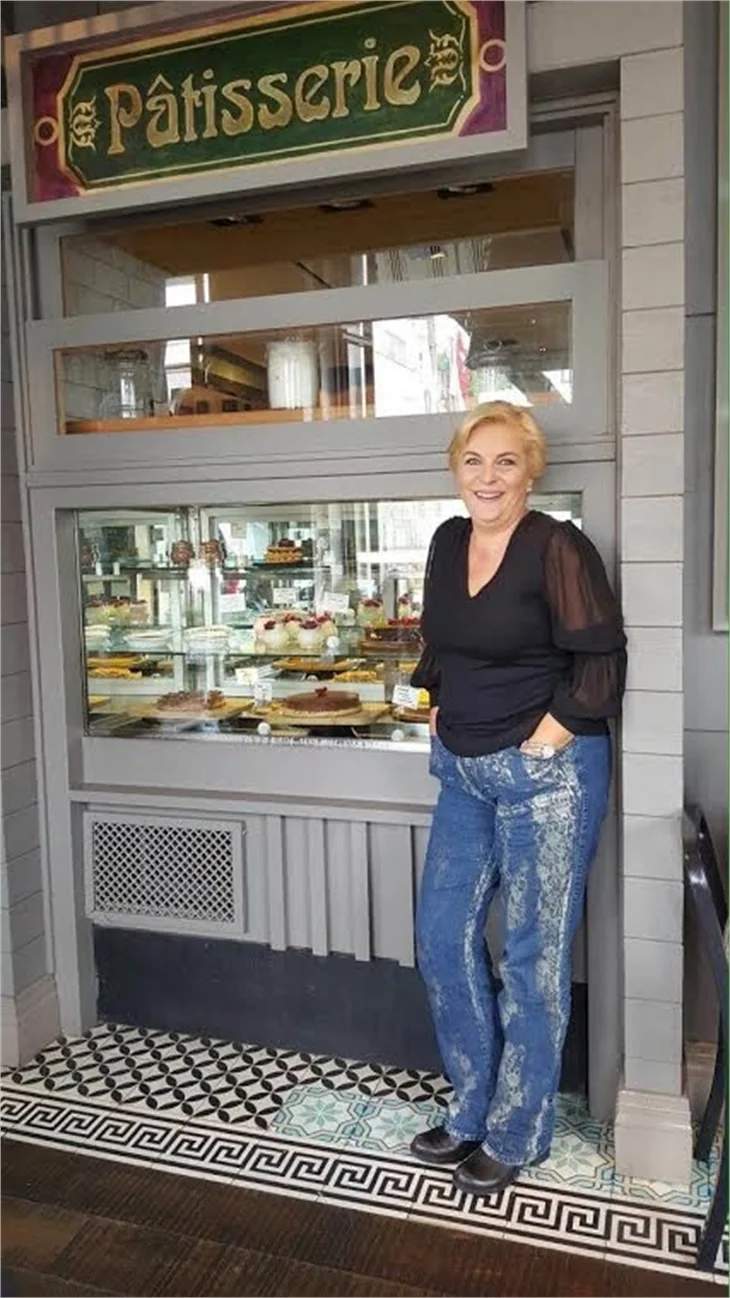 İlişki Durumu: Karışık'ın çekimleri Sandalyee Brasserie & Fine Cuisine 'de yapıldı