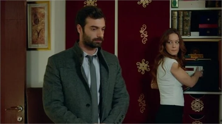 Poyraz Karayel'de küfür şoku