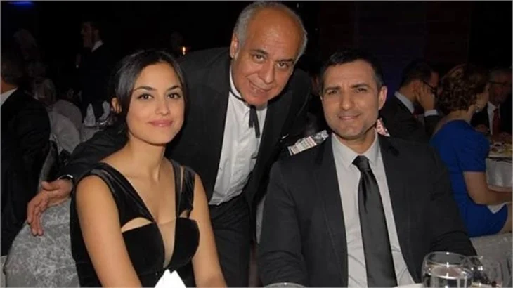 Rafet El Roman'ın eşi ve kardeşi kavga etti!