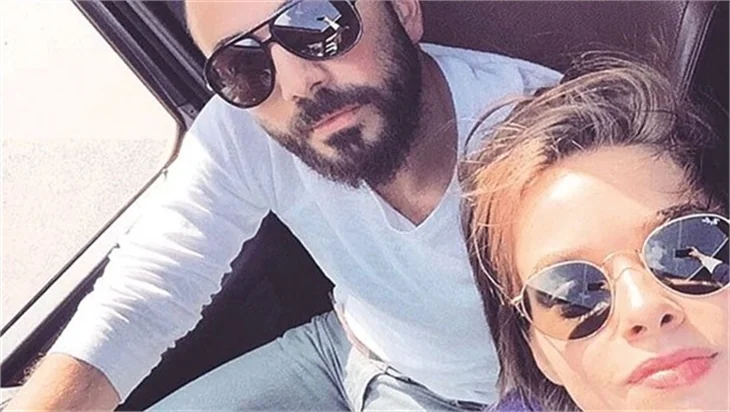 Bensu Soral ve sevgilisi Hakan Baş tatil yolunda
