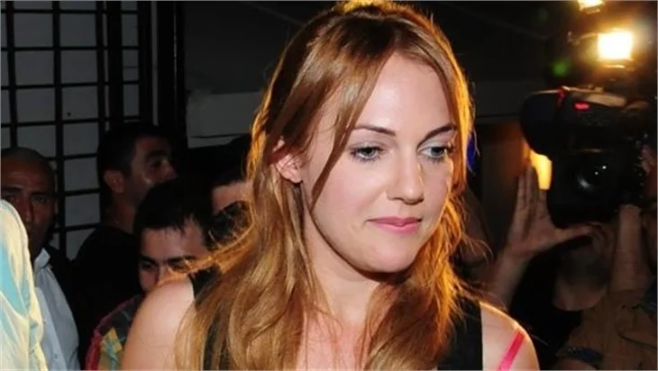 Tarkan'dan Meryem Uzerli'ye sürpriz davet