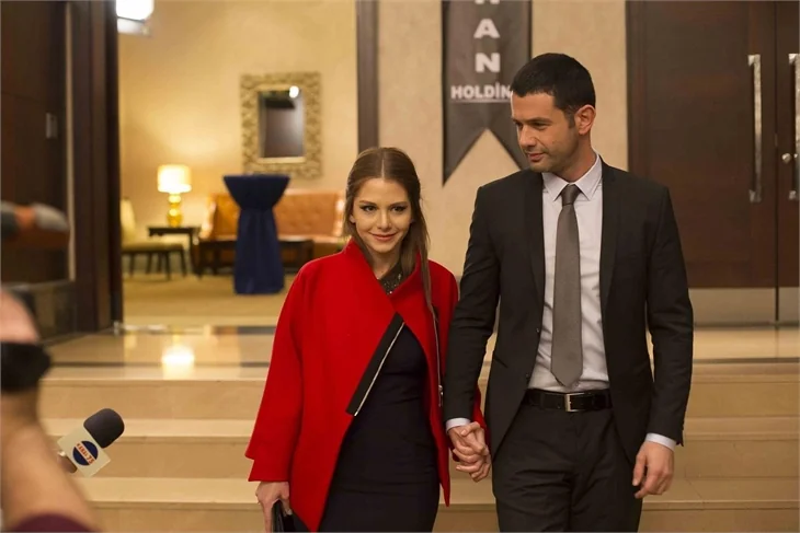 Keremcem ile Ezgi Asaroğlu aşk mı yaşıyor?