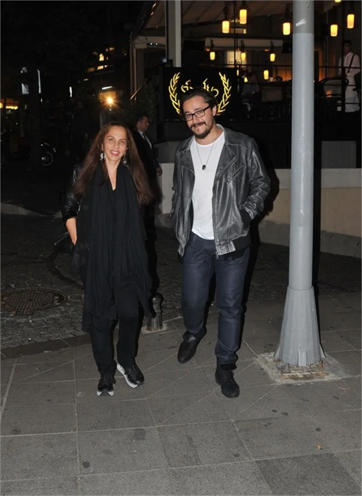 Sertab Erener'den Demir Demirkan'a gönderme