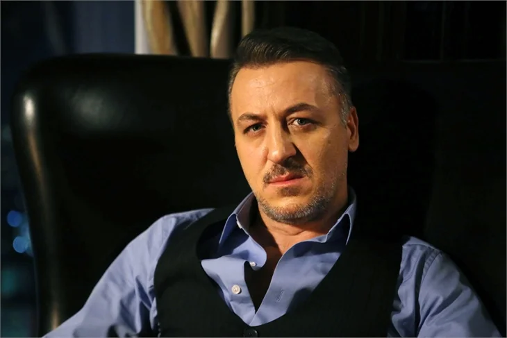 Cannes'ta 'Paramparça' fırtınası!