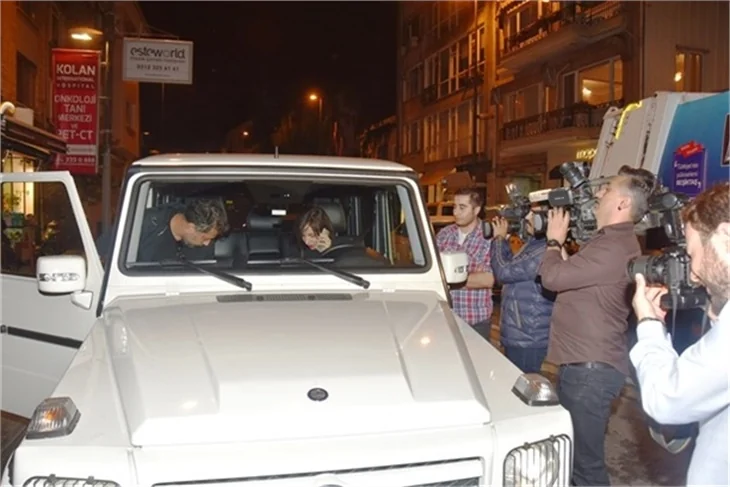 Gülşen ile Ozan Çolakoğlu el ele görüntülendi
