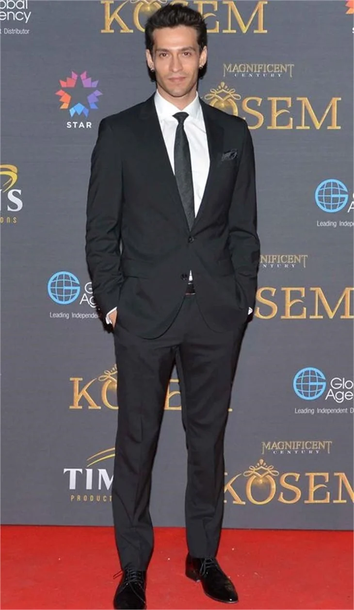'Muhteşem Yüzyıl-Kösem' Cannes'de izleyiciyle buluştu! Tüm gözler Beren Saat'in üzerindeydi!