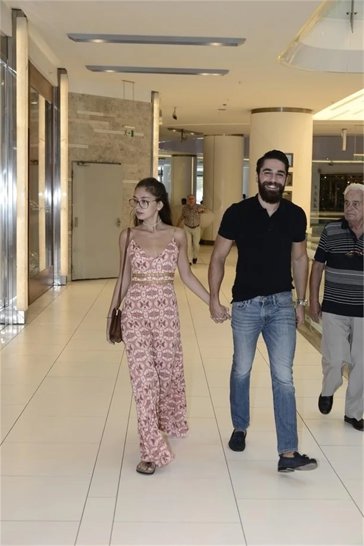 Neslihan Atagül bilinmeyenlerini anlattı