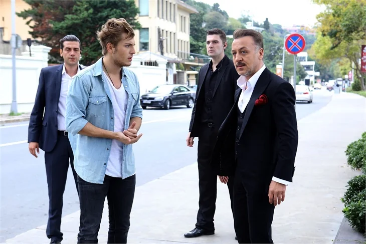 Paramparça'da heyecan zirveye çıkıyor!