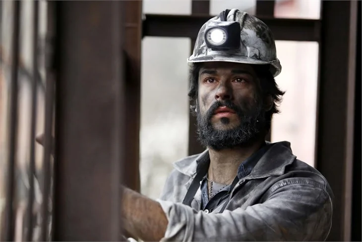 Burak Özçivit'in dikkat çeken değişimi!