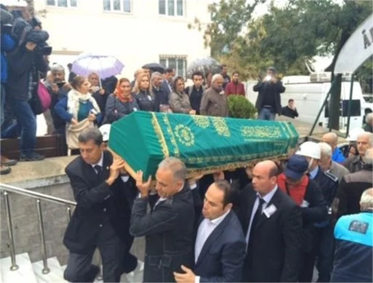 Levent Kırca son yolculuğuna uğurlandı