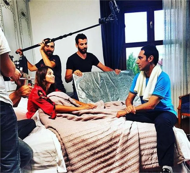 "Bir Deniz Hikayesi" oyuncularının set arkası paylaşımları
