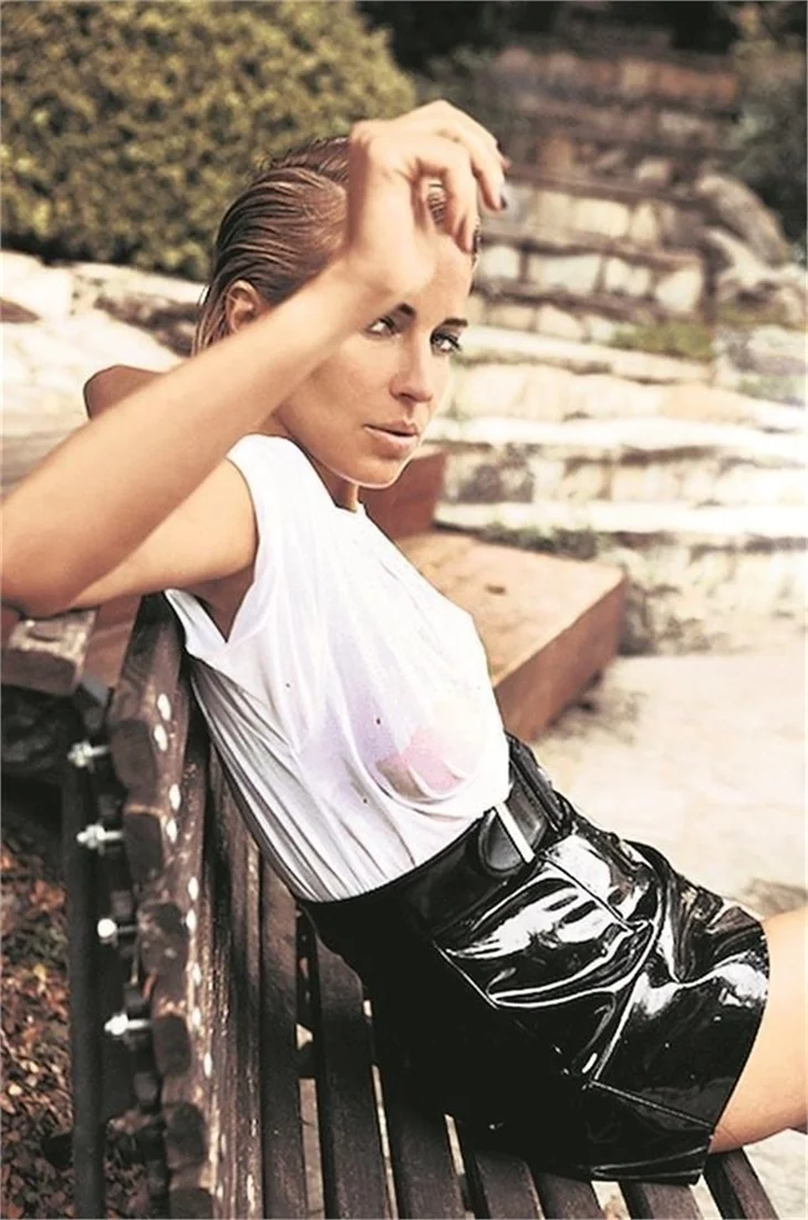 Burcu Esmersoy ekranlara geri dönüyor