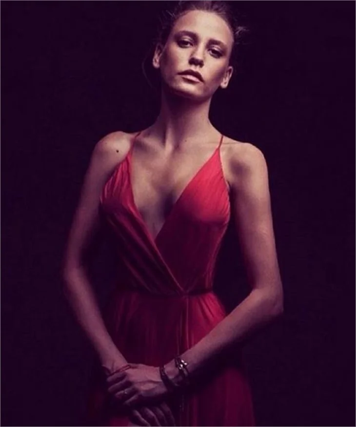 Serenay Sarıkaya'nın dans hocası Jennifer’dan!
