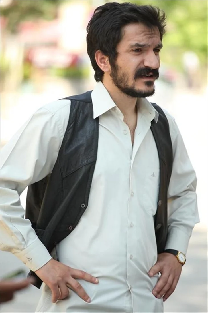 Begüm Birgören ve İnanç Konukçu birlikte görüntülendi