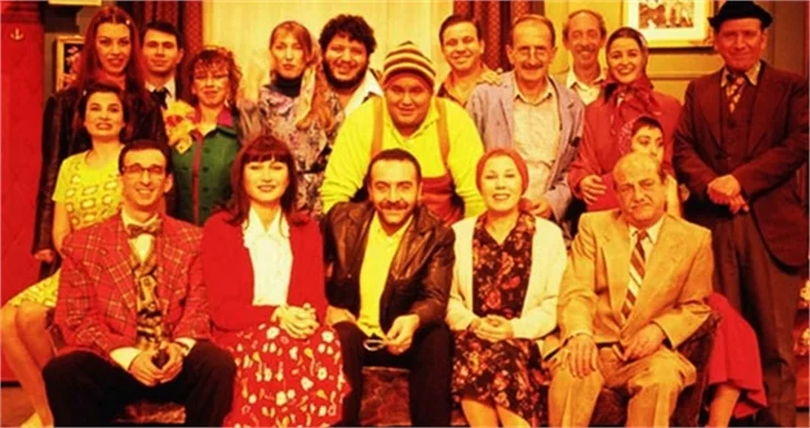 Bir Demet Tiyatro'dan Jr. Mükremin'in son hali!