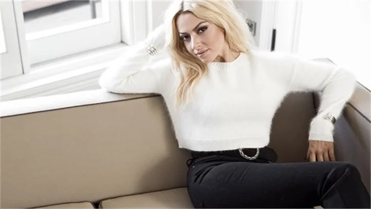 Hadise: Kalbim bomboş!
