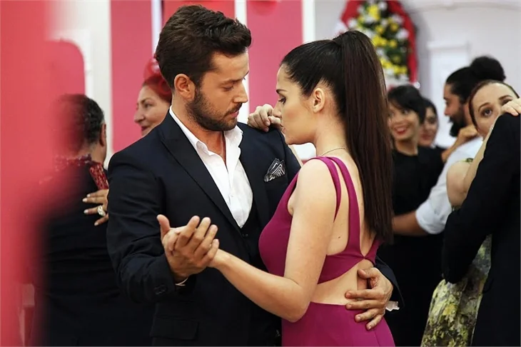 Kocamın Ailesi'nde beklenen düğün!