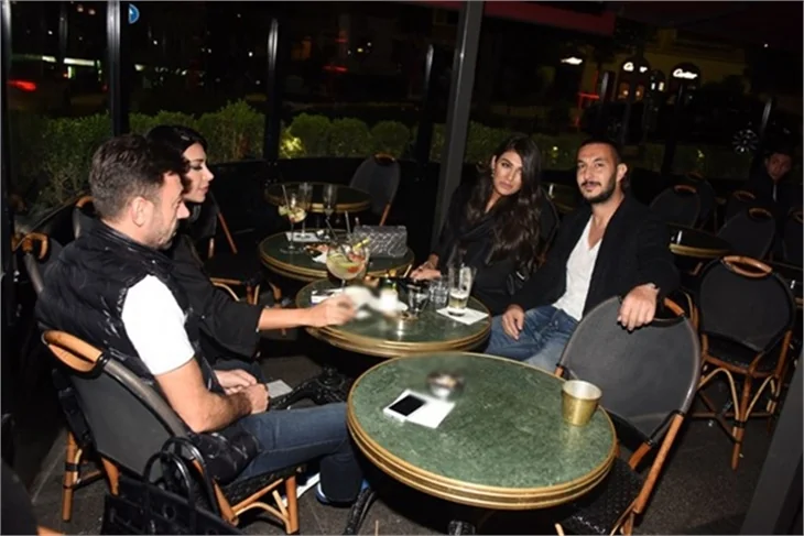 Necati Ateş'in esmer güzeli!