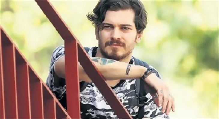 Çağatay Ulusoy’dan haber var!